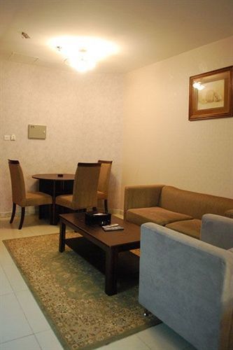 Liwa Apartments Abu Dhabi Esterno foto